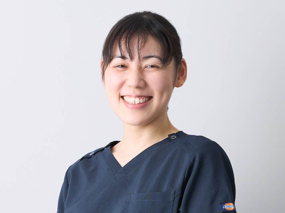 秋山　志津子
