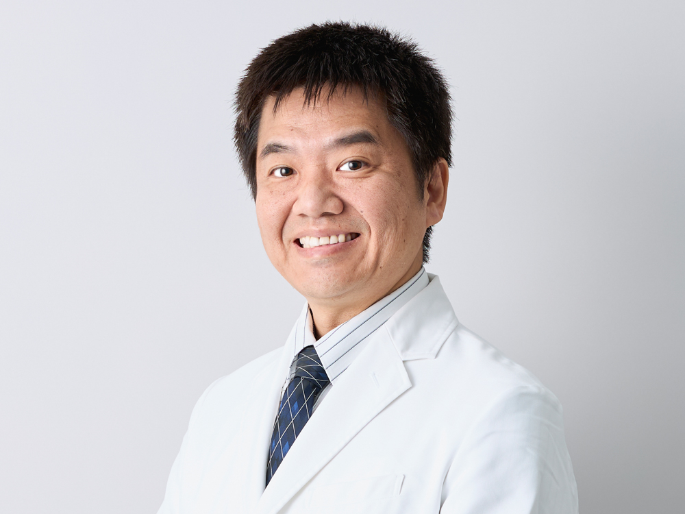 新妻　秀剛