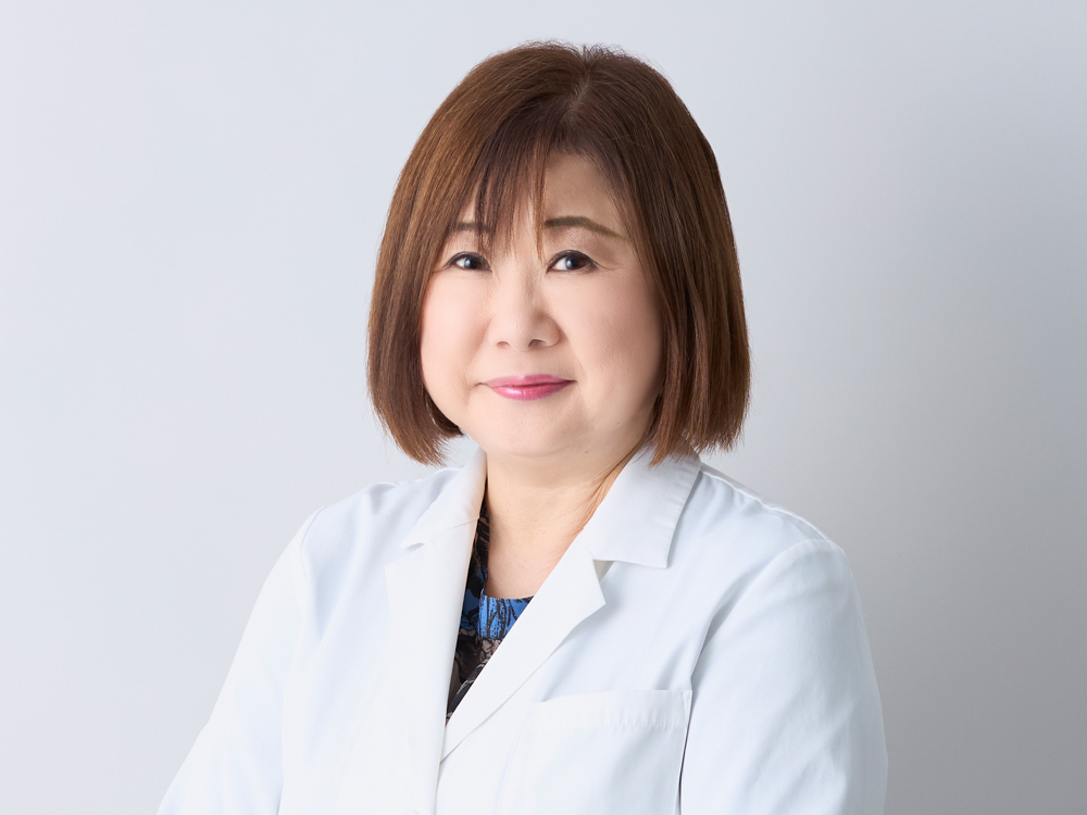 菅野　潤子